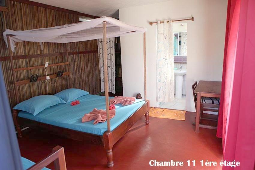 Chez Yolande Hotel Ampangorinana Eksteriør billede
