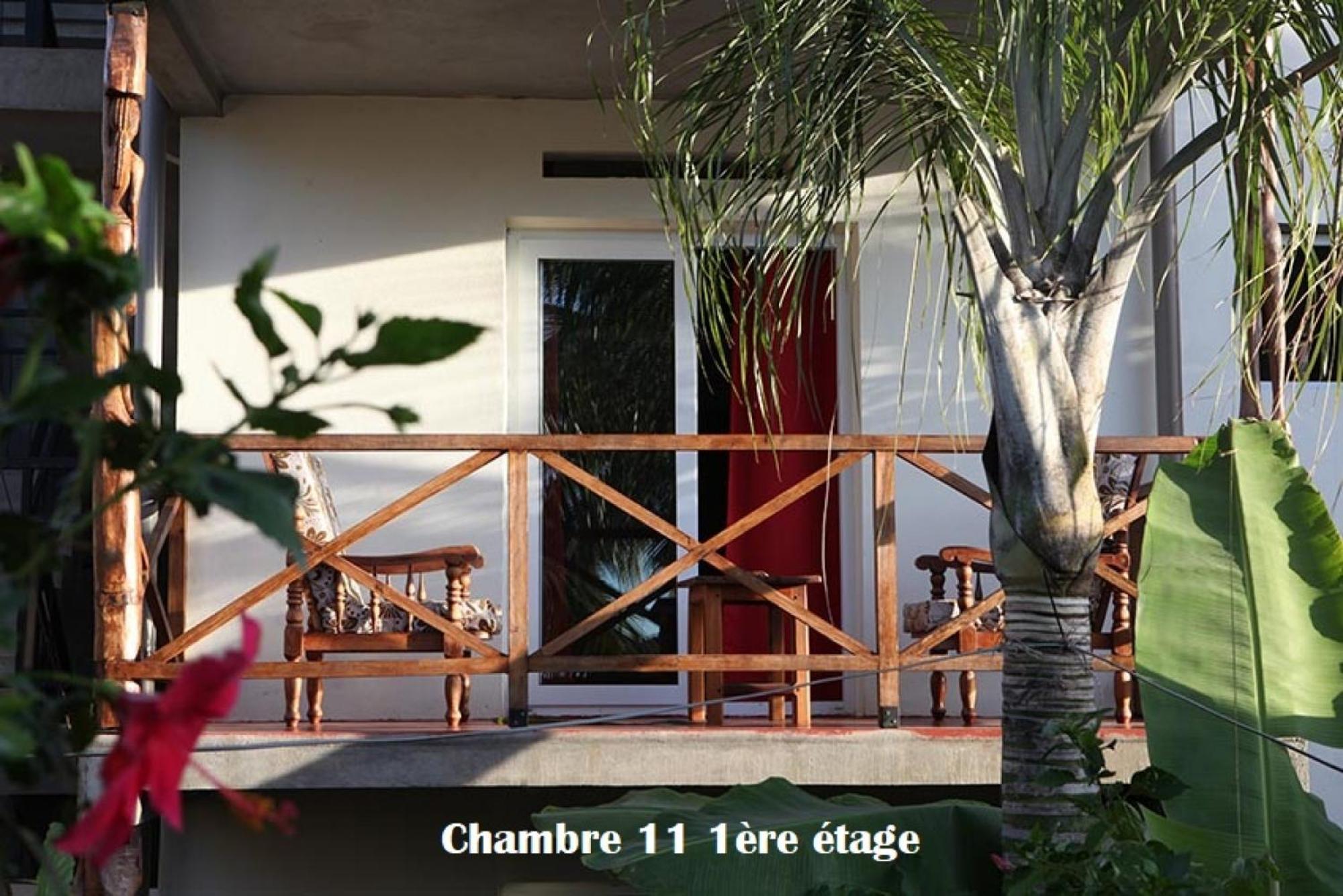 Chez Yolande Hotel Ampangorinana Eksteriør billede